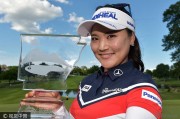 柳箫然阿肯色锦标赛问鼎第五冠 首登世界球后宝座